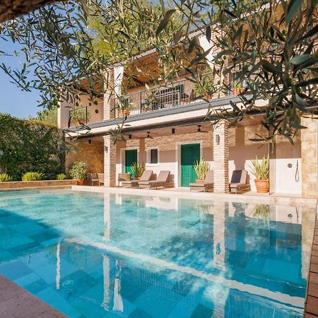Vila Robida Rooms & Spa Črni Kal 외부 사진