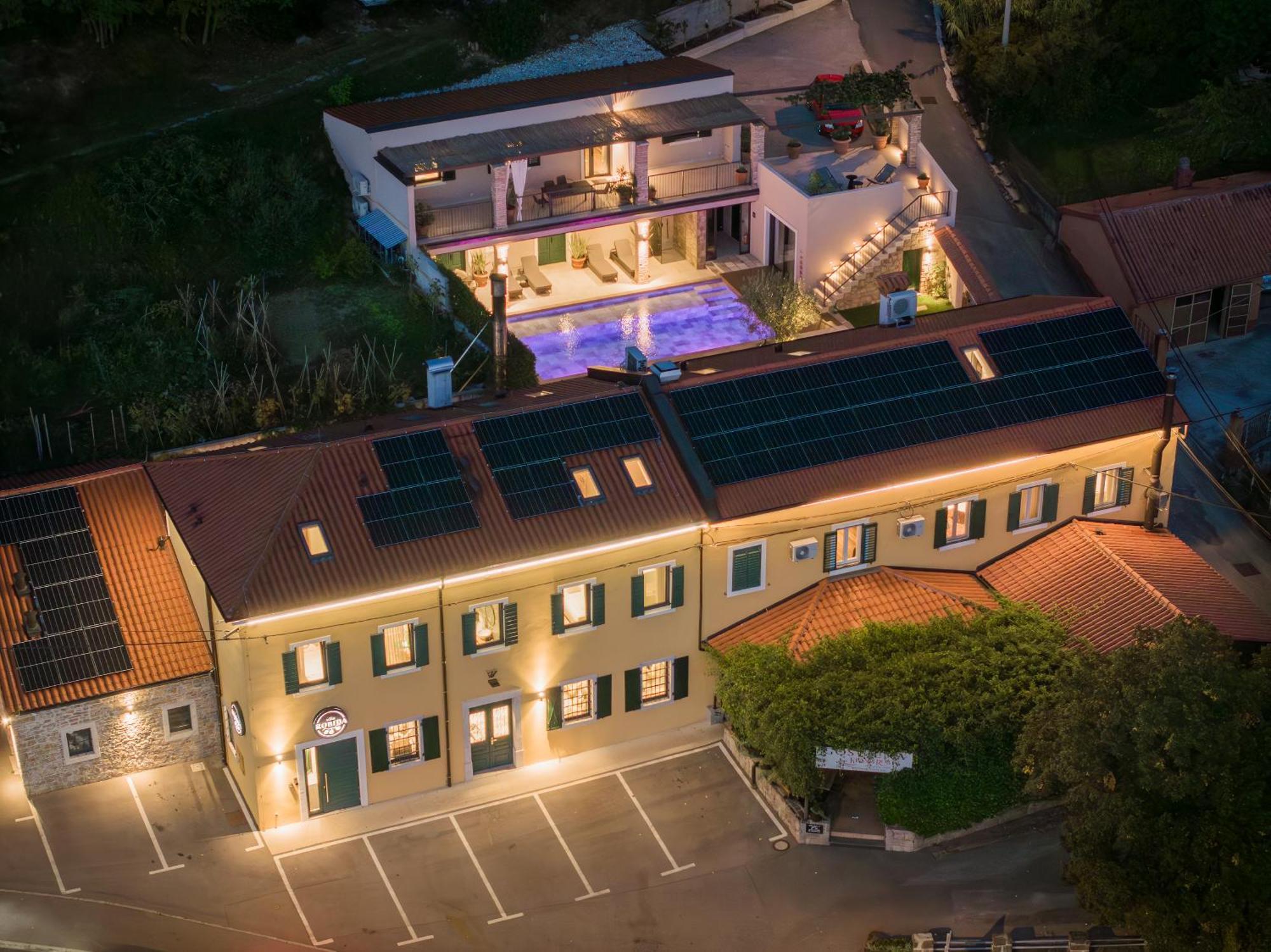 Vila Robida Rooms & Spa Črni Kal 외부 사진